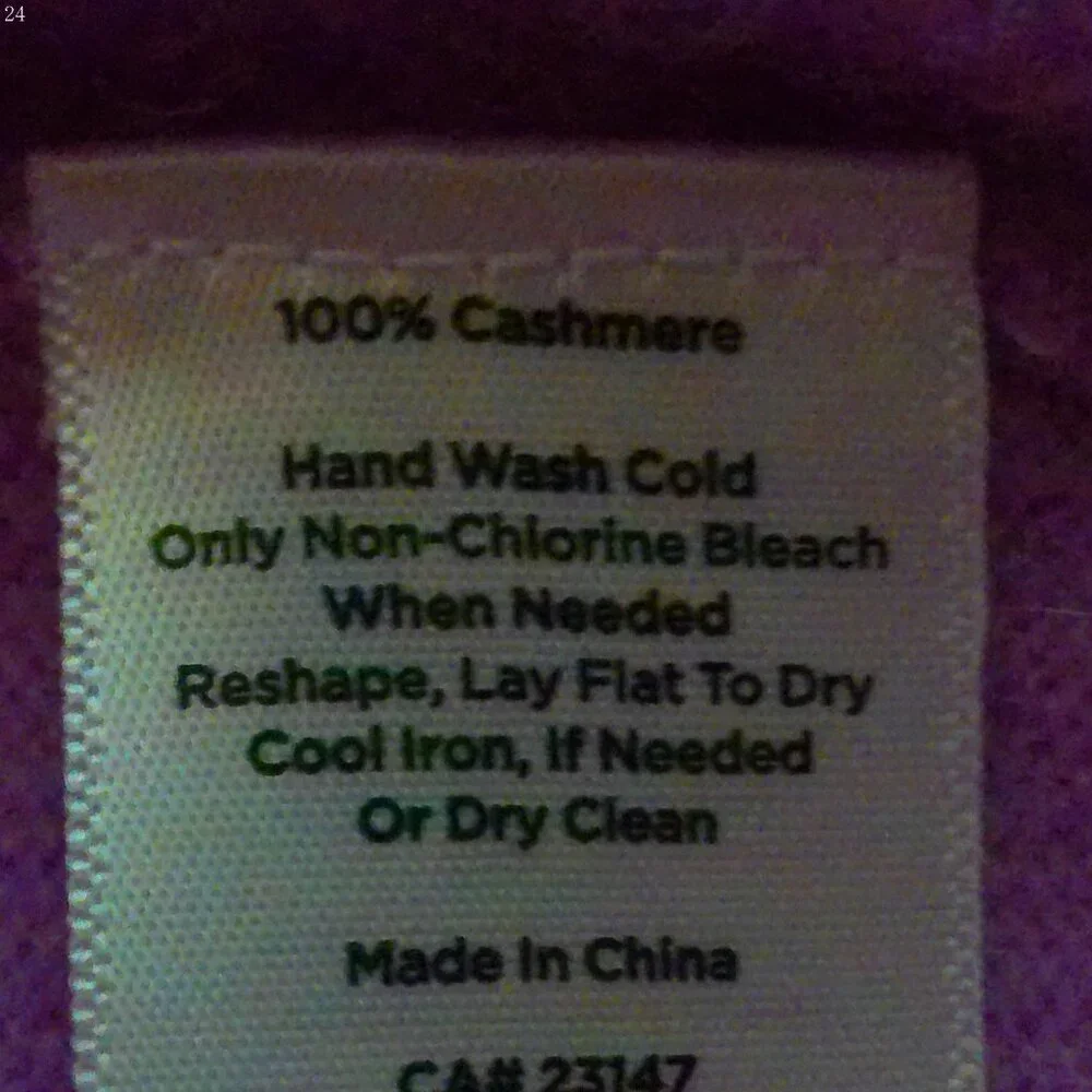 TALBOTS Long Sleeve Scoop Neck Cashmere Pink /w Stars Sweater L - Picture 4 of 6